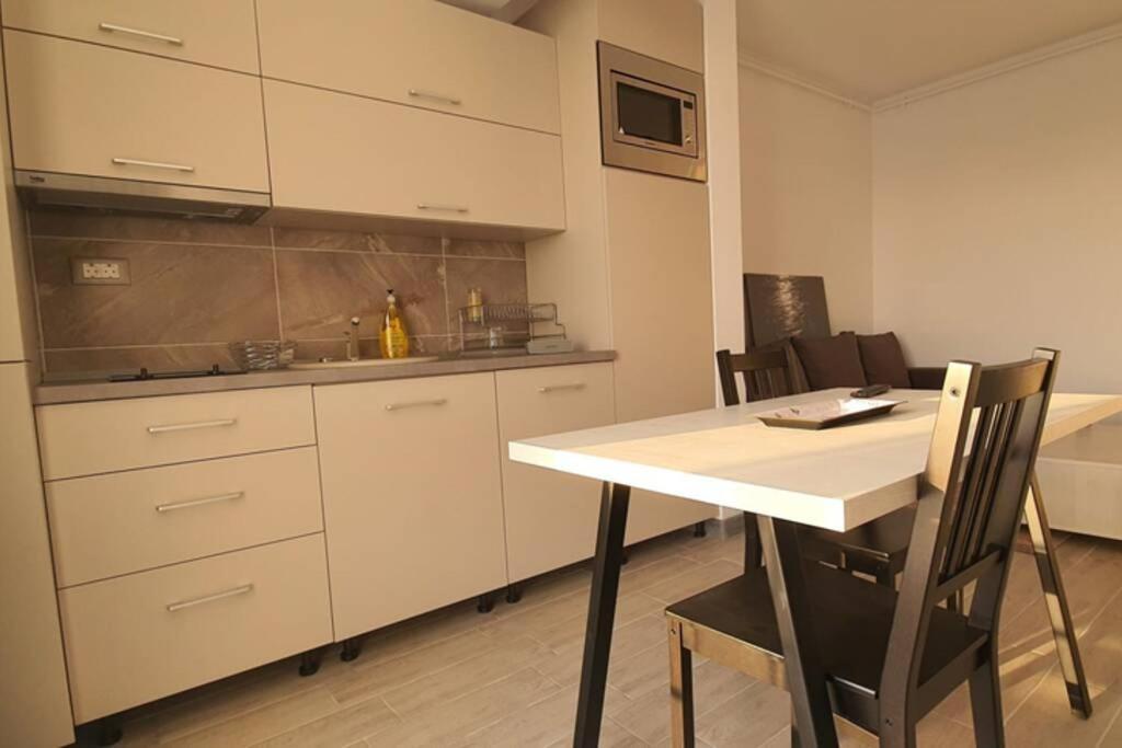 Zian'S Studio Mamaia Nord Beach Resort Navodari Exterior photo